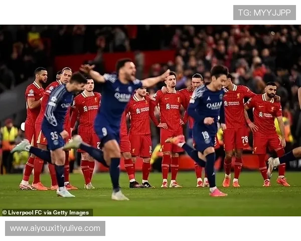 利物浦右路崩盘，紧急锁定巴萨铁卫孔德背后的真相与未来走势